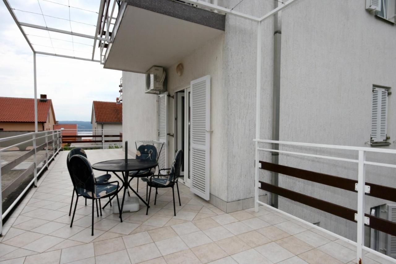 Apartments With A Parking Space Crikvenica - 5553 Exterior photo