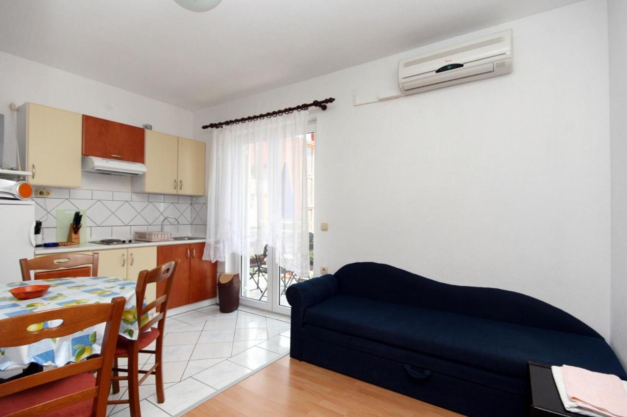 Apartments With A Parking Space Crikvenica - 5553 Exterior photo